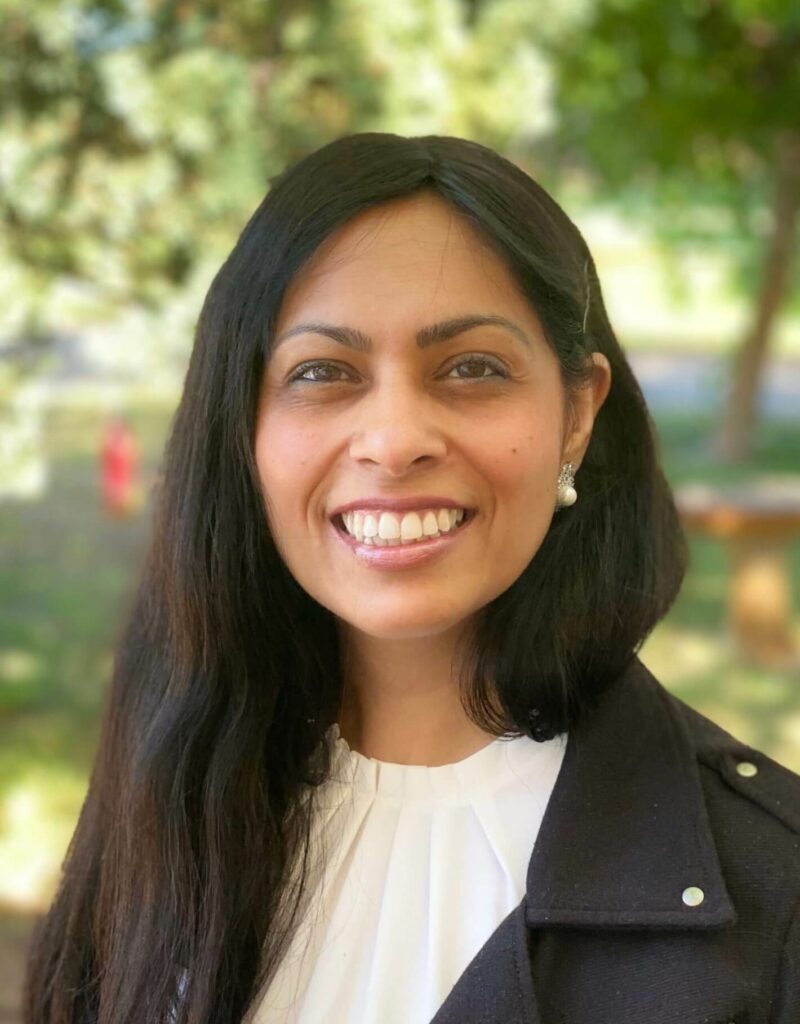 Dr Arti Fayers